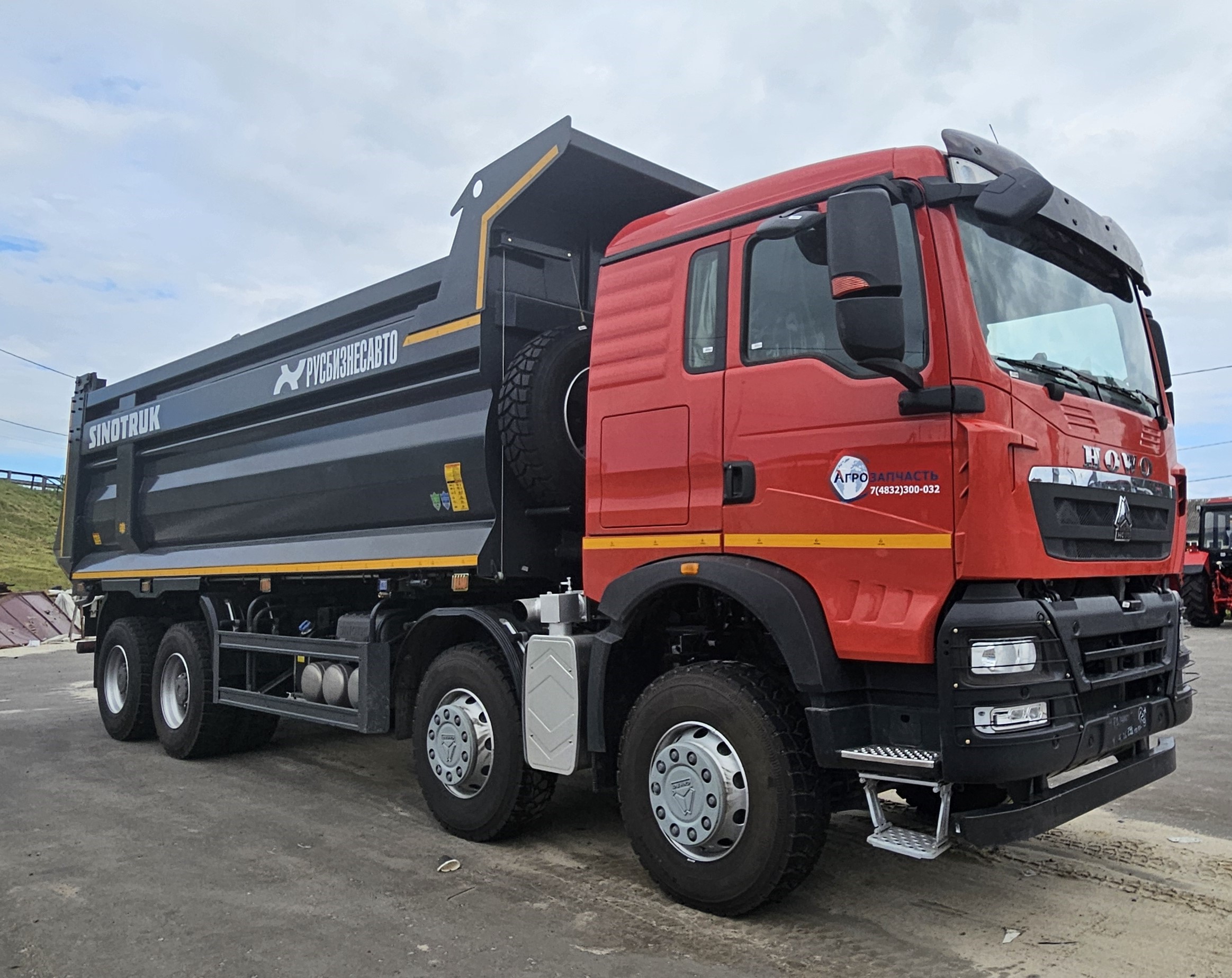 Самосвал HOWO T5G 8x4