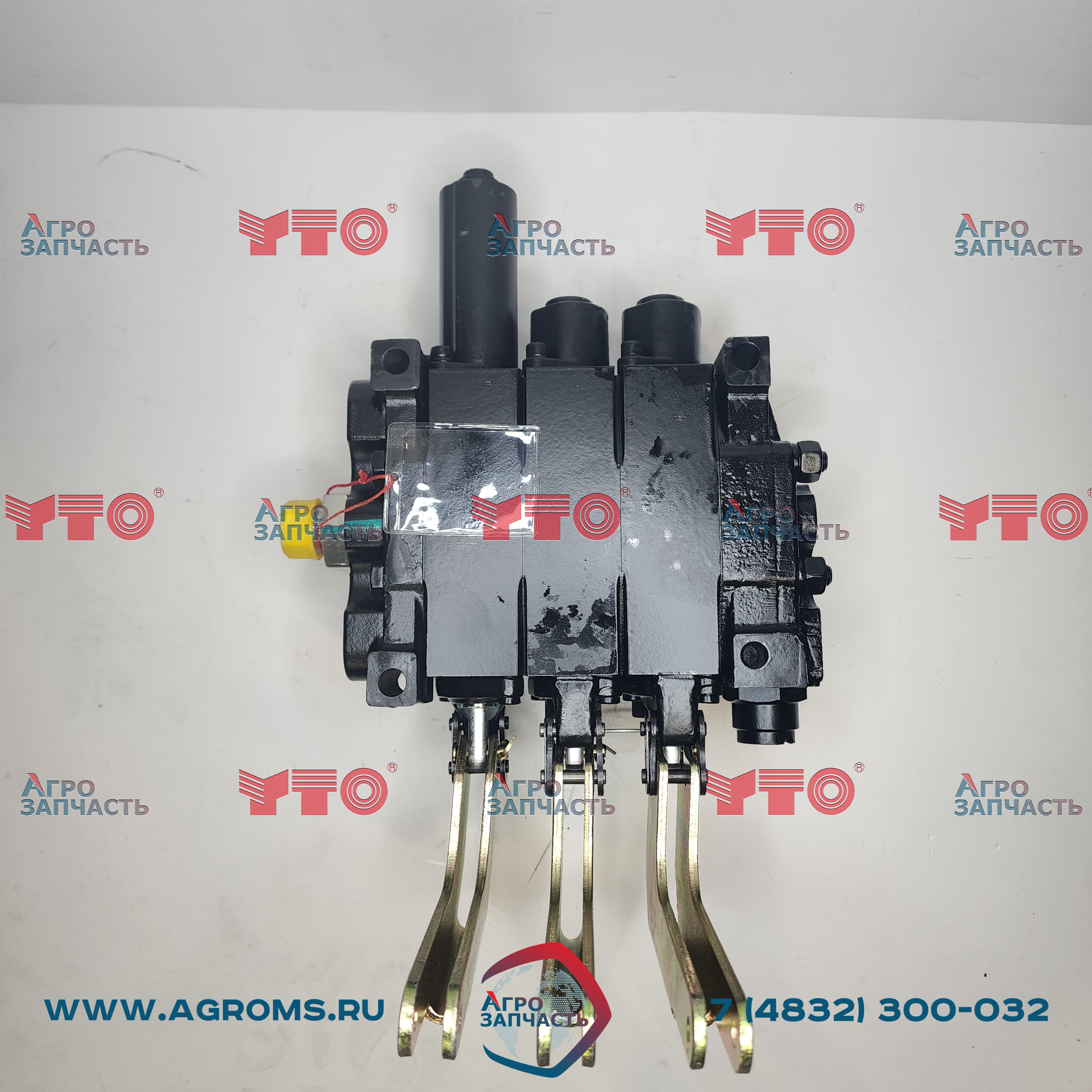 Гидрораспределитель с плав.пол. 240100269816 (1304) SZ1204-3-61-022