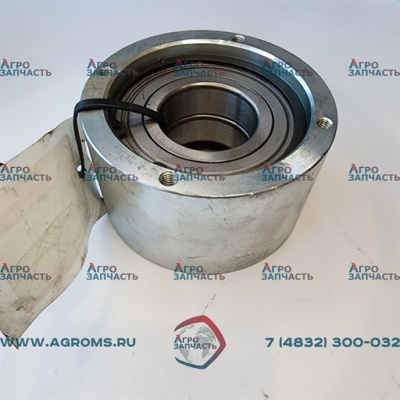 Ролик каркаса дек 181.31.00.330 задний (Ростсельмаш)