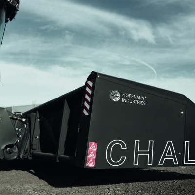 Жатка “CHALLENGER” для уборки подсолнечника 7-Series